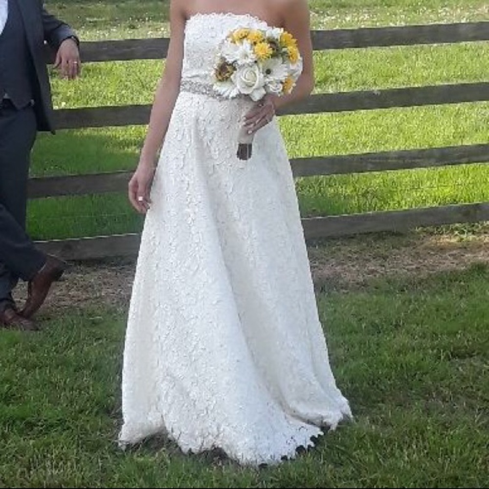 Wedding dress